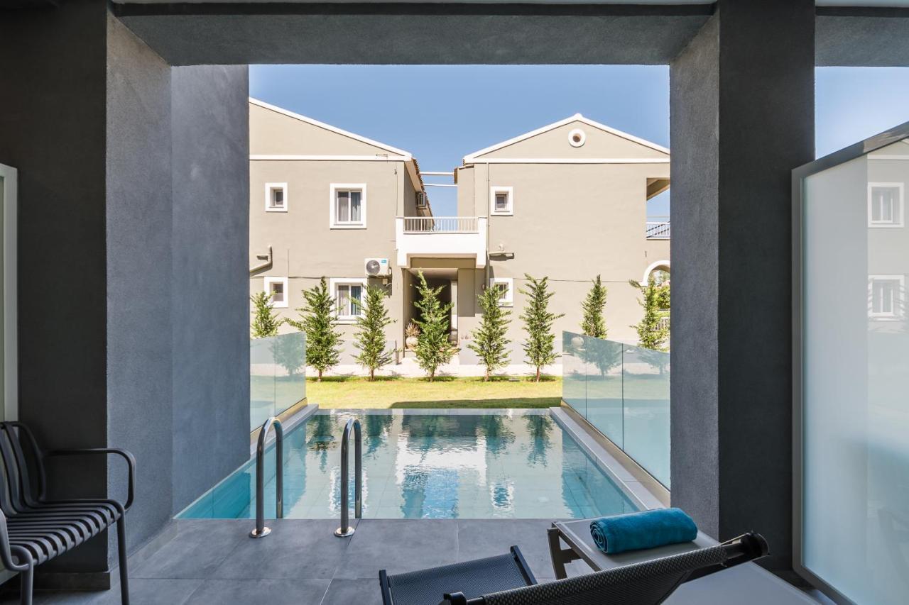 Acharavi Beach Hotel 외부 사진