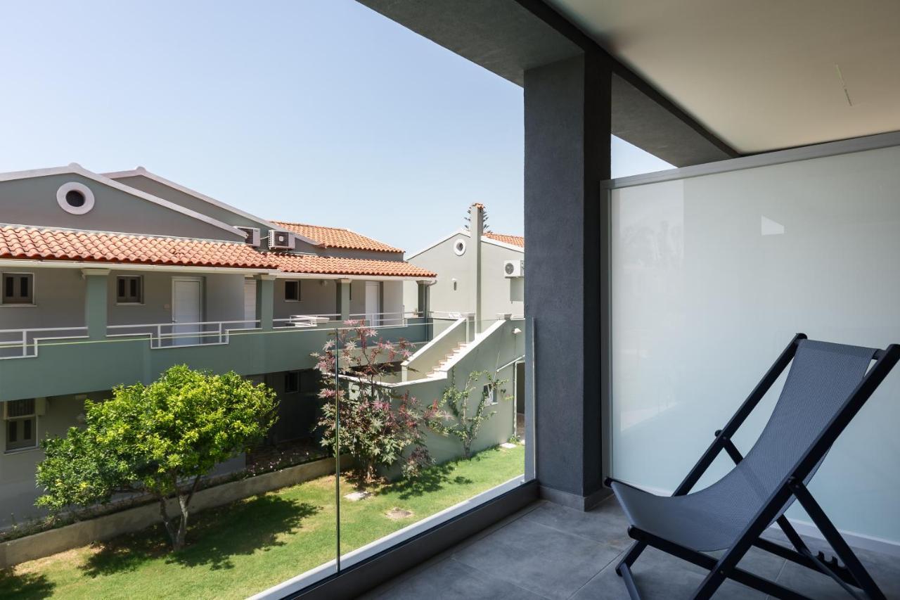 Acharavi Beach Hotel 외부 사진