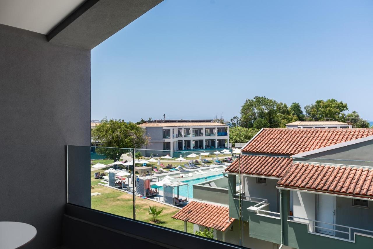 Acharavi Beach Hotel 외부 사진