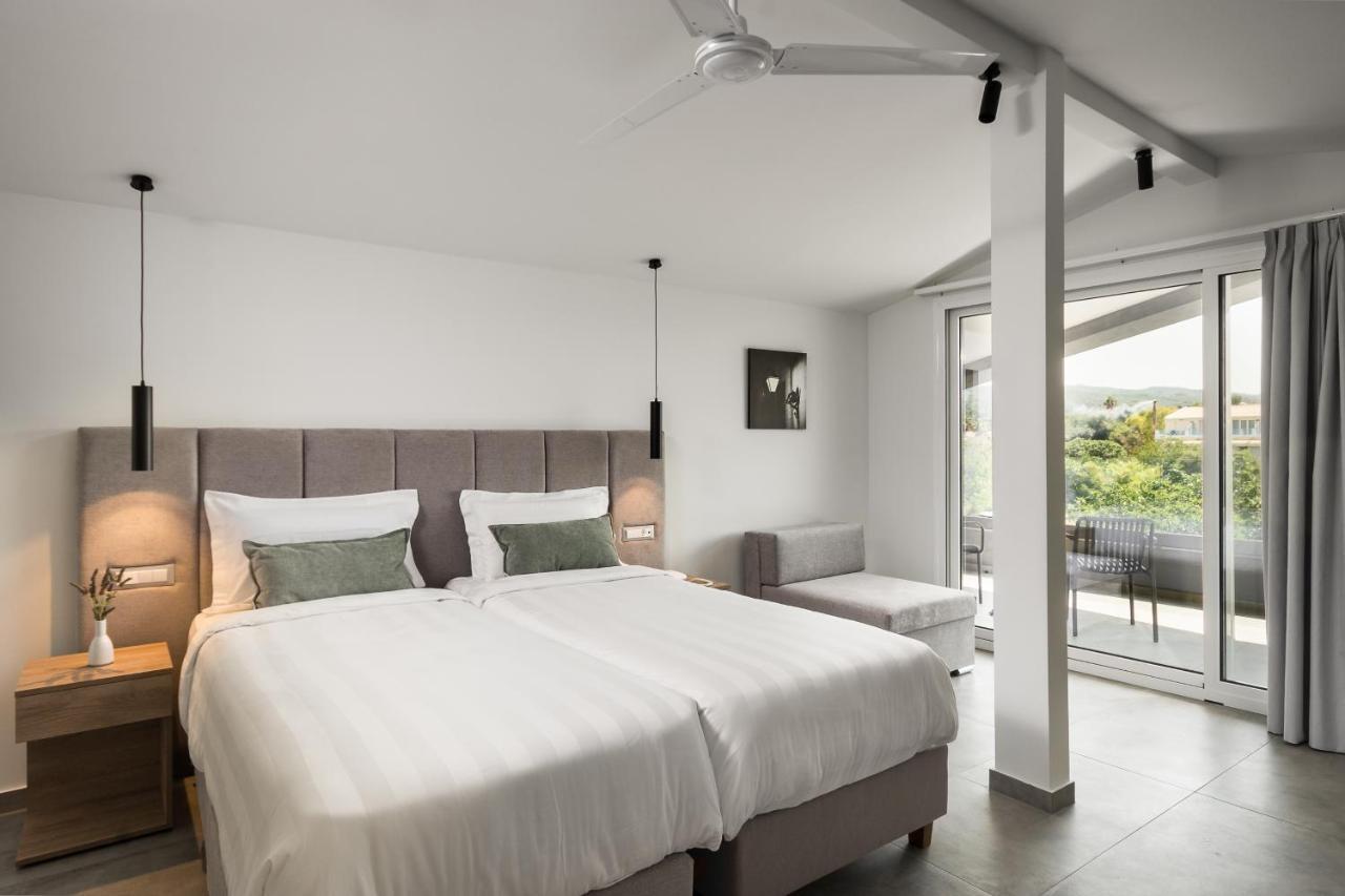 Acharavi Beach Hotel 외부 사진