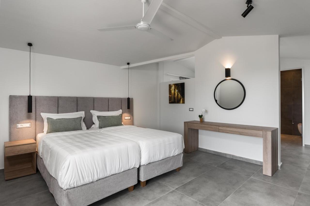 Acharavi Beach Hotel 외부 사진