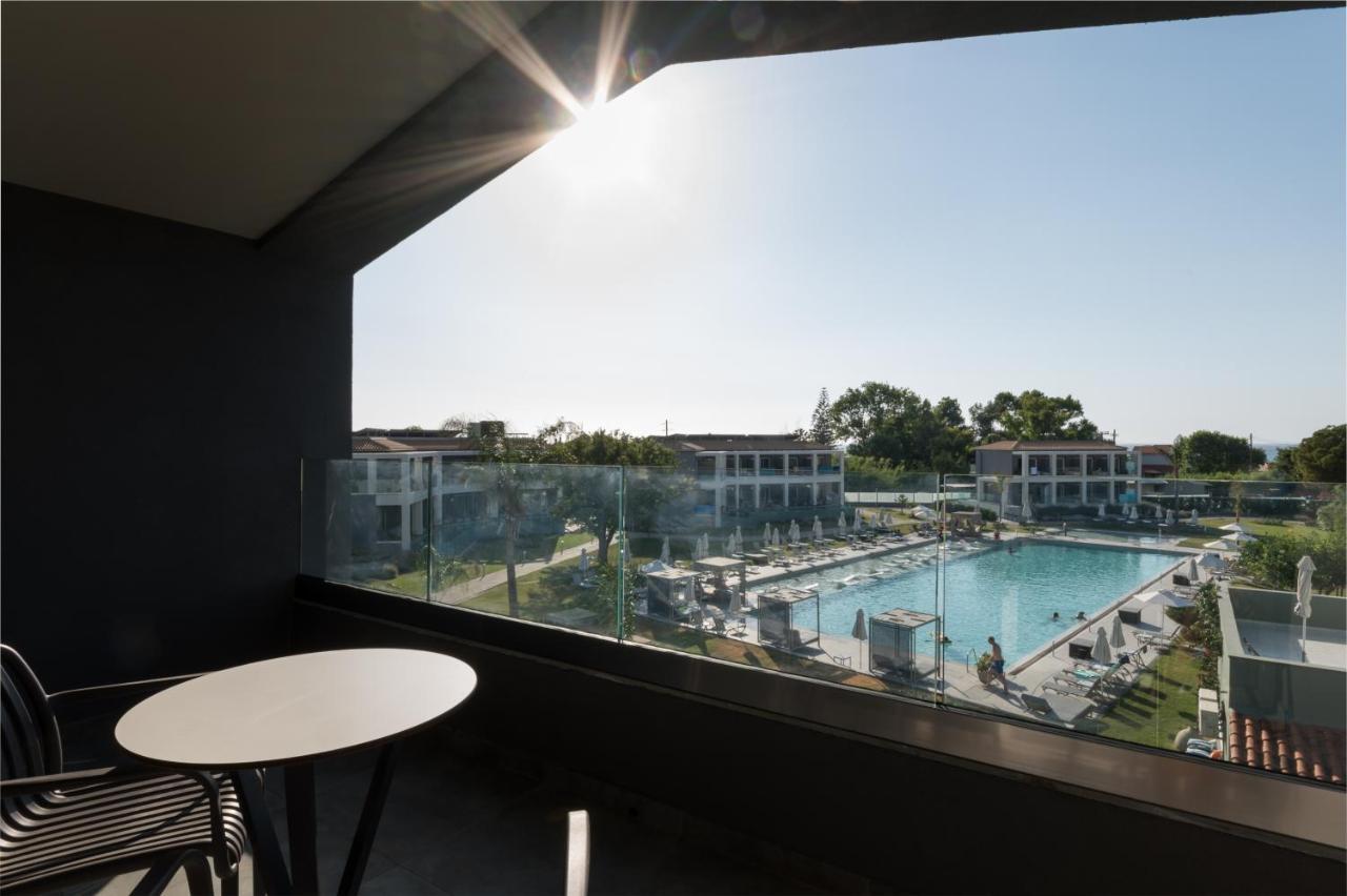 Acharavi Beach Hotel 외부 사진