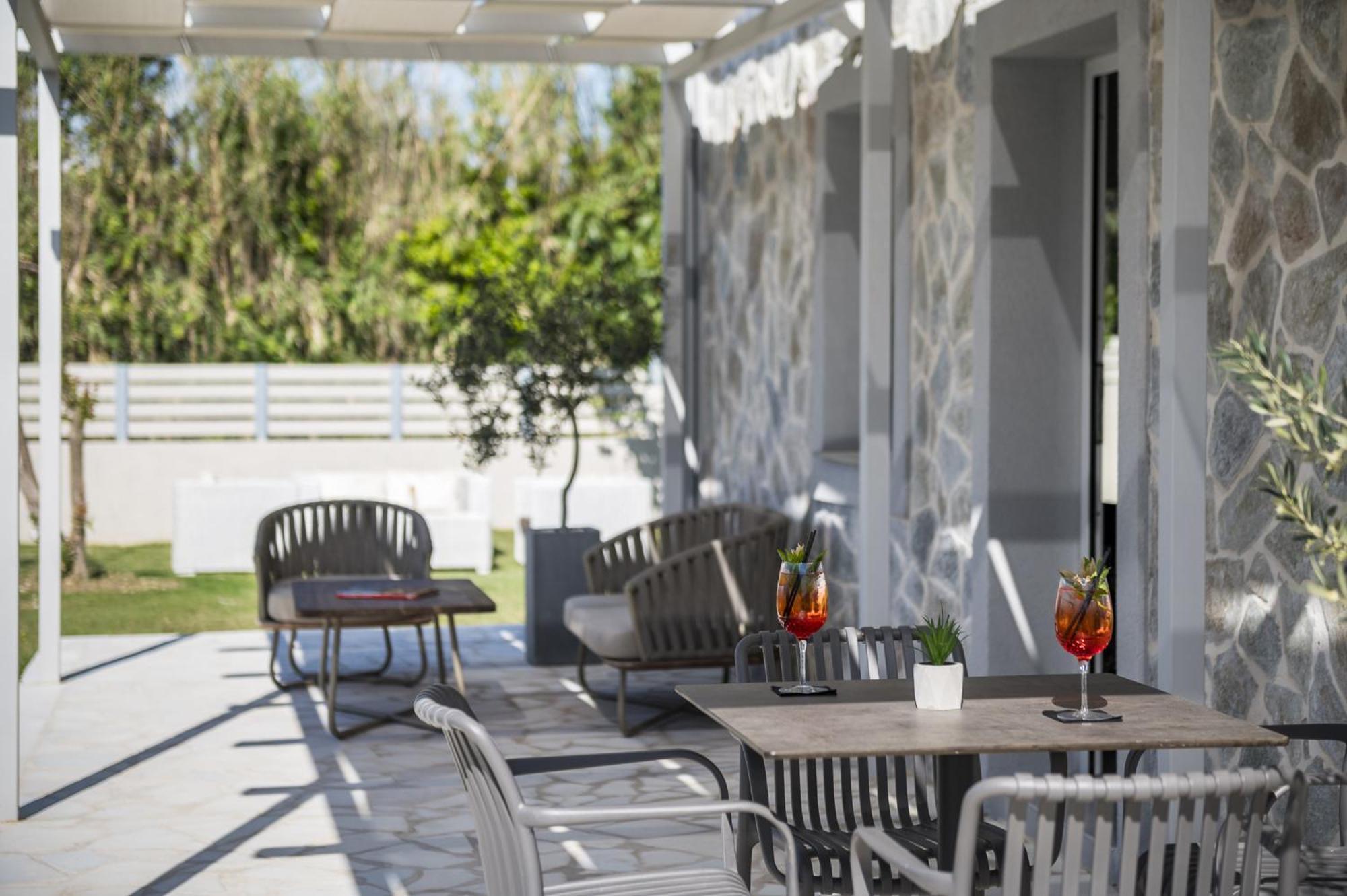Acharavi Beach Hotel 외부 사진