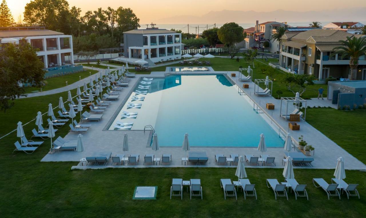 Acharavi Beach Hotel 외부 사진